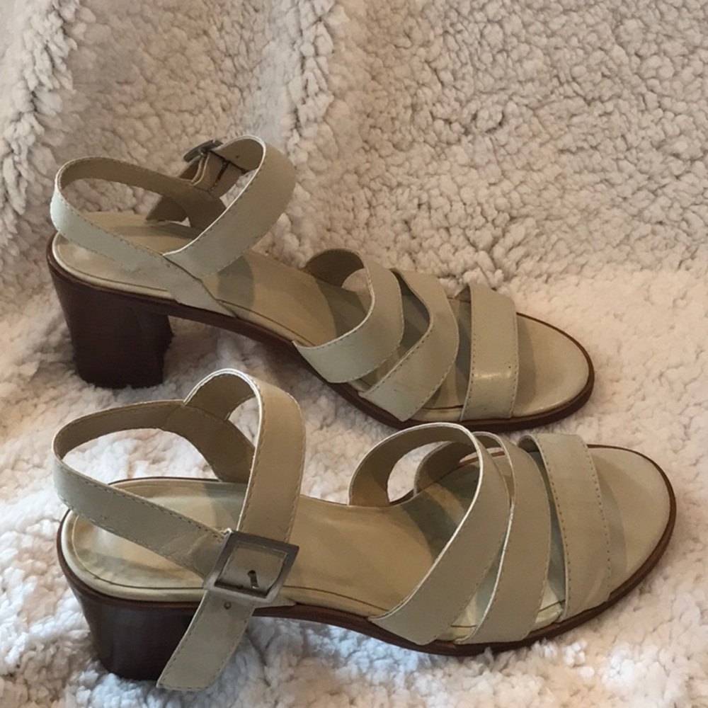 Ann Taylor Wooden Block Heeled Strappy Sandal